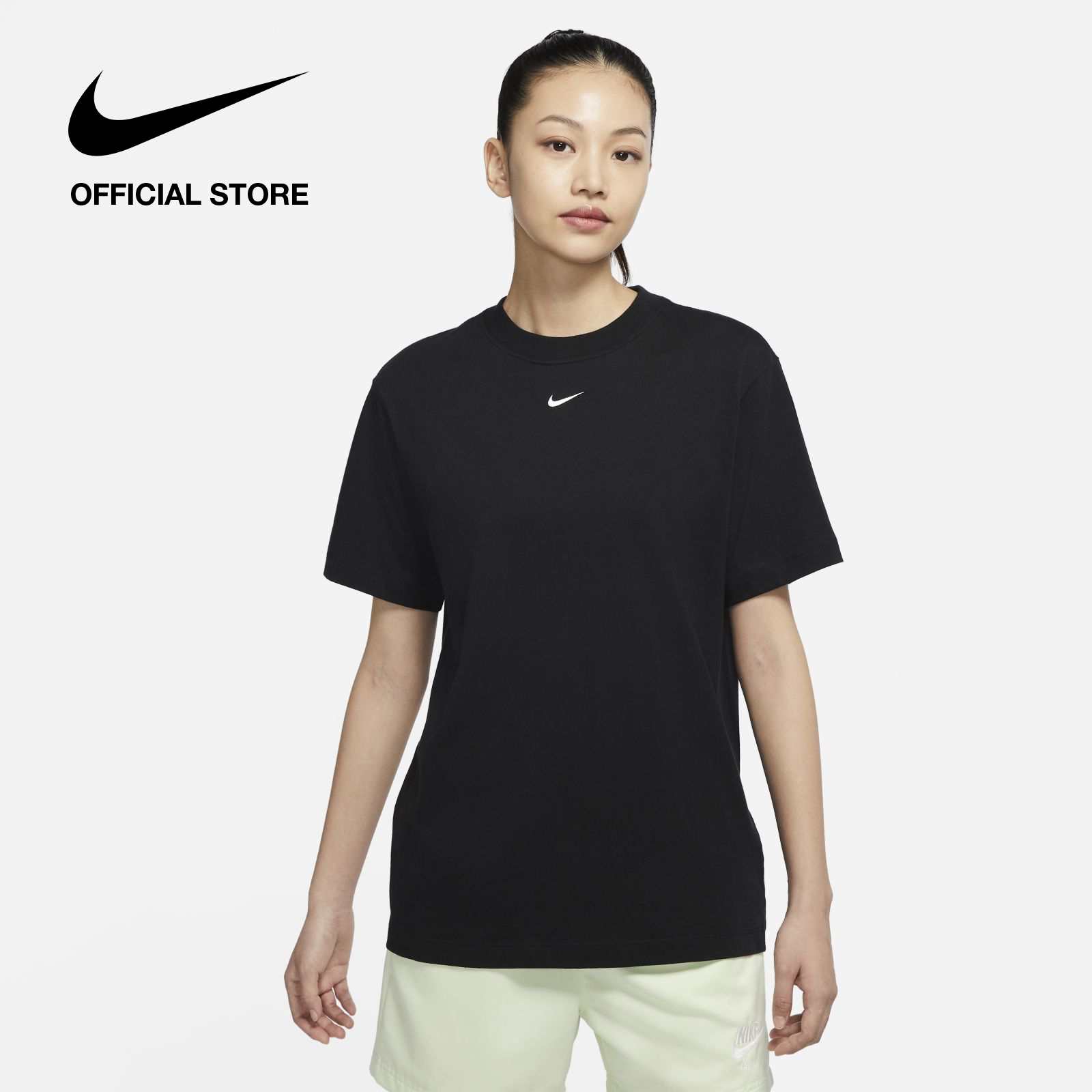 Nike Women's Sportswear Essential T-Shirt - Black