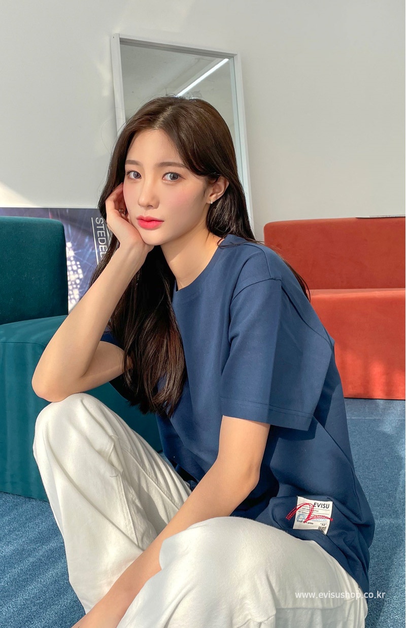 [EVISU KOREA] Loose fit Hem point label Round Short-sleeve T-shirt Casual Men Women Tee Couple Tops  Cotton Street Style Korean Fashion